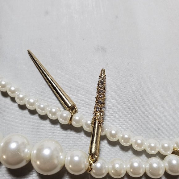 Sam Edelman Double Strand Pearl Necklace with Spike Pendants - Picture 4 of 9